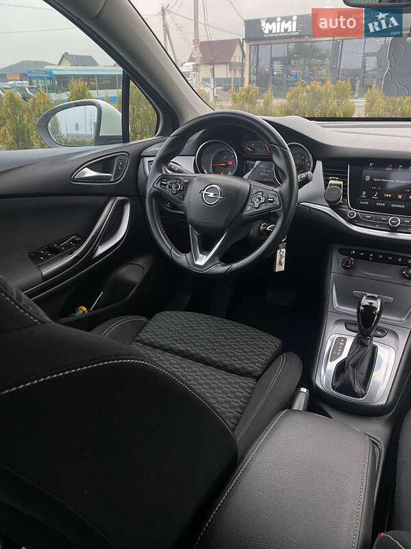 Универсал Opel Astra 2016 в Луцке