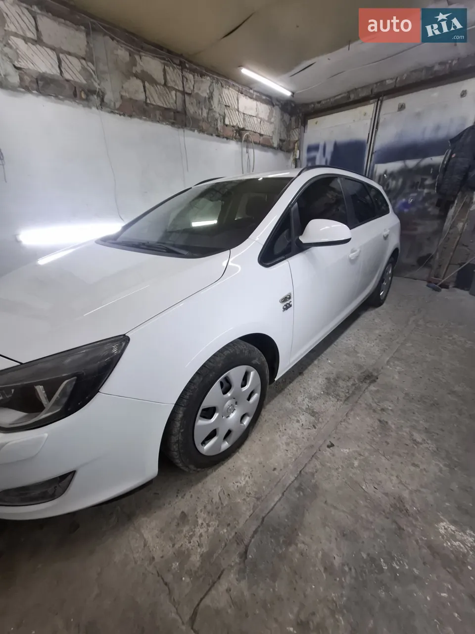 2011 Opel Astra - мініатюра 14