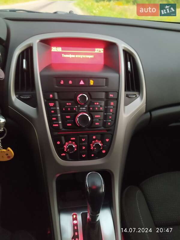 Хетчбек Opel Astra 2011 в Львові