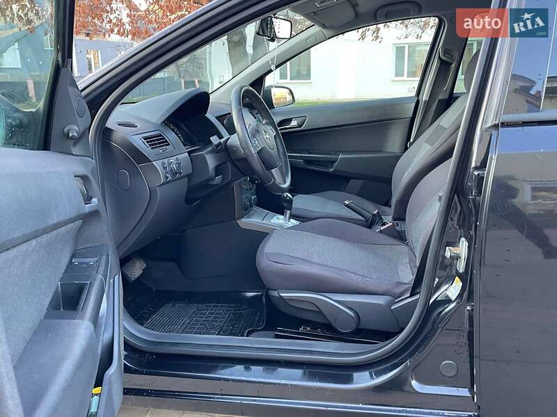 Седан Opel Astra 2005 в Самборе фото 6 Седан Opel Astra 2005 в Самборе