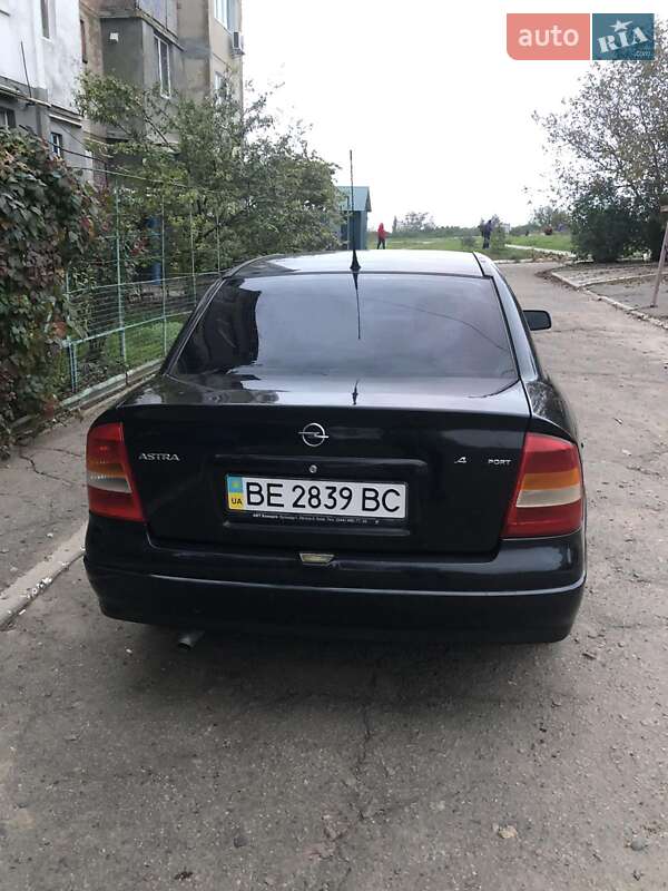 Седан Opel Astra 2007 в Николаеве