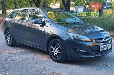 Универсал Opel Astra 2015 в Виннице