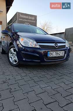 Універсал Opel Astra 2008 в Дрогобичі