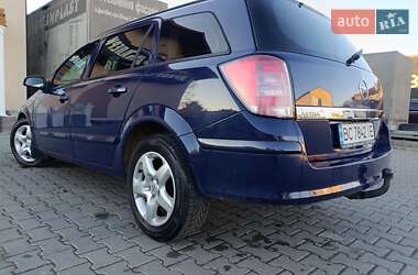 Універсал Opel Astra 2008 в Дрогобичі