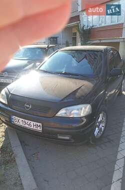 Седан Opel Astra 2006 в Хмельницком