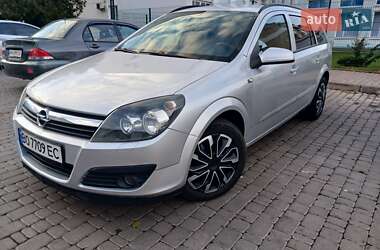 Универсал Opel Astra 2006 в Коростене