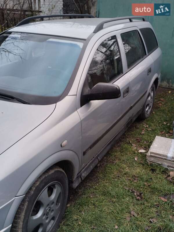 Универсал Opel Astra 2001 в Звягеле
