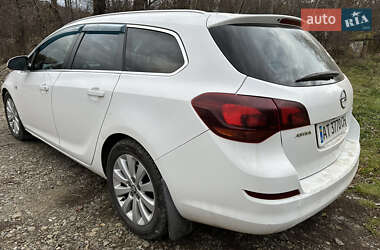 Универсал Opel Astra 2012 в Коломые