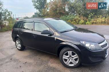 Универсал Opel Astra 2010 в Ирпене