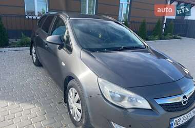 Универсал Opel Astra 2012 в Виннице