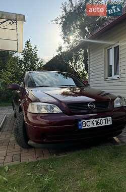 Седан Opel Astra 2003 в Львове