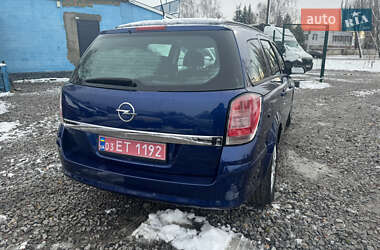 Универсал Opel Astra 2007 в Лубнах