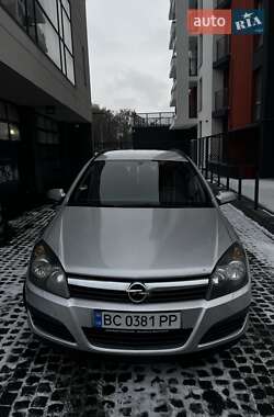 Универсал Opel Astra 2005 в Львове