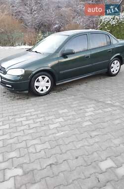 Седан Opel Astra 2003 в Турке