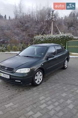 Седан Opel Astra 2003 в Турке