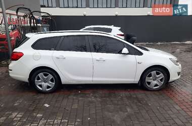 Универсал Opel Astra 2011 в 