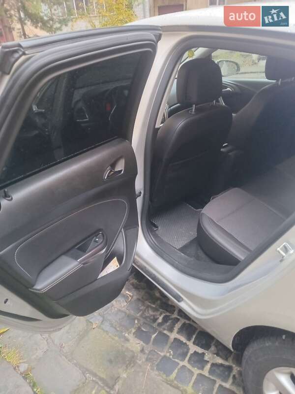 Хэтчбек Opel Astra 2010 в Львове