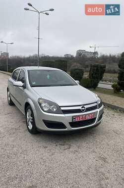 Хэтчбек Opel Astra 2005 в Днепре