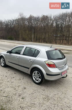 Хэтчбек Opel Astra 2005 в Днепре