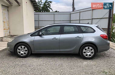 Універсал Opel Astra 2010 в 