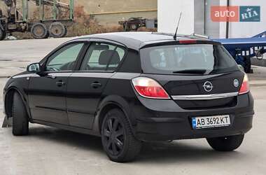 Хэтчбек Opel Astra 2005 в Виннице