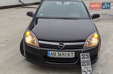 Хэтчбек Opel Astra 2005 в Виннице