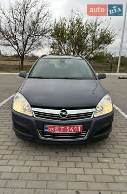 Универсал Opel Astra 2007 в Черкассах