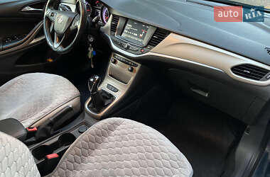Универсал Opel Astra 2016 в 