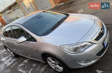 Хетчбек Opel Astra 2010 в Умані