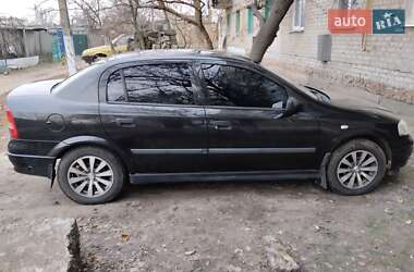 Седан Opel Astra 2006 в Зачепилівці