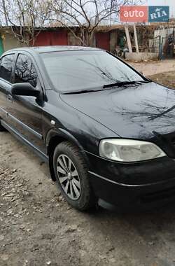 Седан Opel Astra 2006 в Зачепилівці