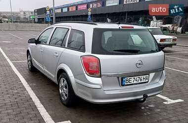 Универсал Opel Astra 2009 в Южноукраинске