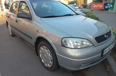 Седан Opel Astra 2007 в Охтирці