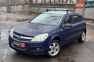 Хэтчбек Opel Astra 2007 в Киеве