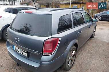 Універсал Opel Astra 2006 в Києві