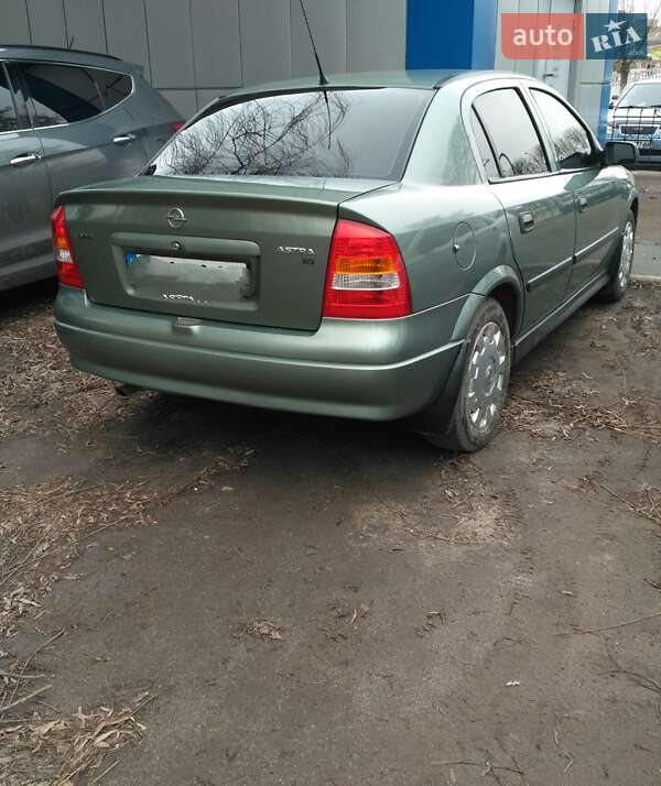 Седан Opel Astra 2008 в Бердичеві