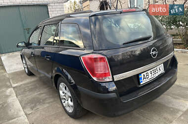 Універсал Opel Astra 2005 в Бершаді