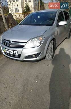 Хэтчбек Opel Astra 2007 в Одессе