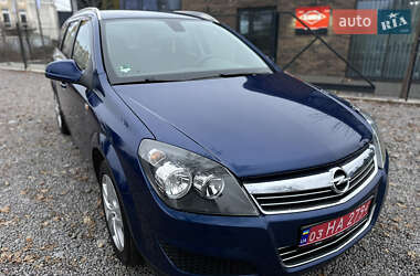 Універсал Opel Astra 2010 в Вінниці