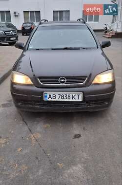 Универсал Opel Astra 2004 в Калиновке