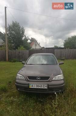 Седан Opel Astra 2006 в 