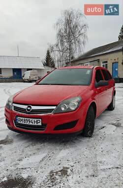 Універсал Opel Astra 2009 в Звягелі