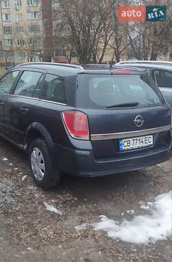 Універсал Opel Astra 2006 в Чернігові