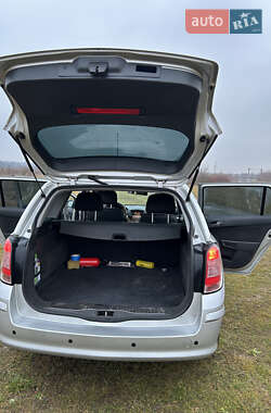 Универсал Opel Astra 2008 в 