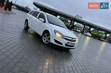 Универсал Opel Astra 2007 в Луцке