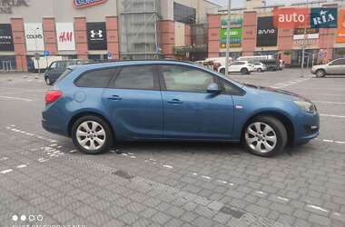 Универсал Opel Astra 2014 в Луцке