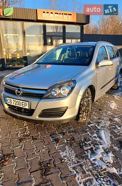 Універсал Opel Astra 2006 в Чернігові