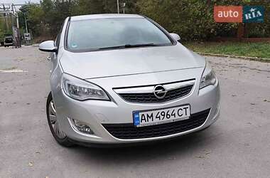 Хетчбек Opel Astra 2010 в Бердичеві