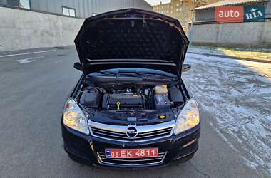 Универсал Opel Astra 2008 в Киеве