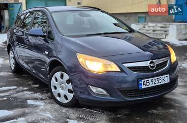 Универсал Opel Astra 2011 в Летичеве